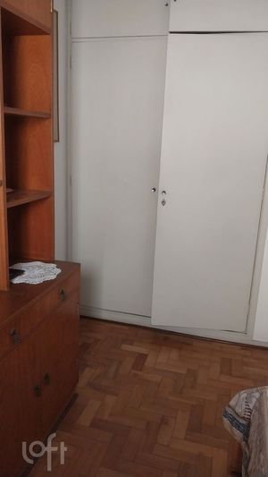 Image 9 - 753494