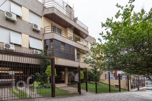 Image 35 - 753573