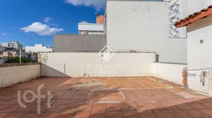 Image 38 - 753719