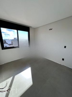 Image 4 - 753825