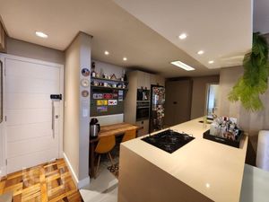 Image 9 - 753906