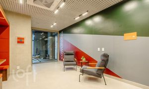 Image 4 - 753963