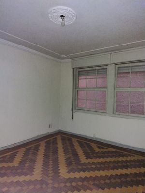 Image 7 - 754006