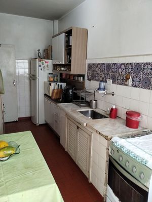 Image 2 - 754012