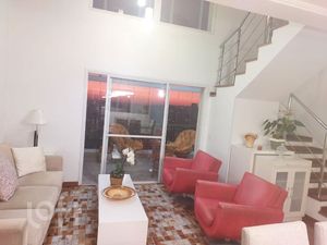 Image 19 - 754037