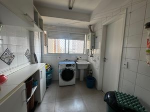 Image 20 - 754114