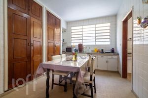 Image 11 - 754136
