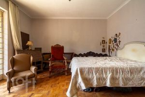 Image 29 - 754136