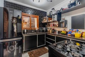 Image 9 - 754278