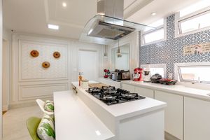 Image 15 - 754484