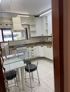 Image 11 - 754819