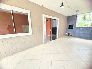 Image 1 - 754935
