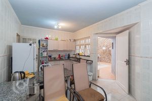 Image 8 - 754956