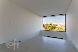 Image 34 - 754994