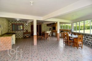 Image 30 - 755251