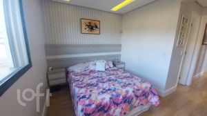 Image 8 - 755265