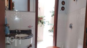 Image 9 - 755274