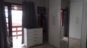 Image 19 - 755274