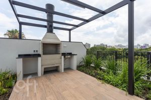 Image 21 - 755332