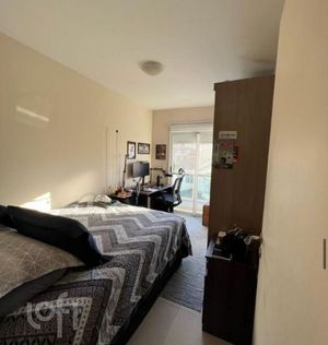 Image 18 - 755344