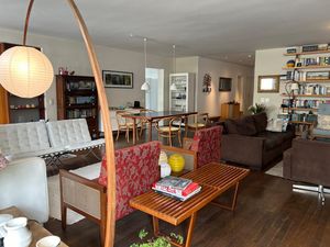 Image 4 - 755425