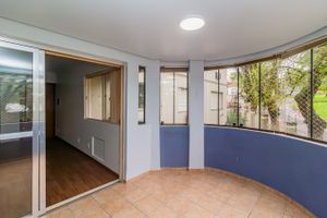 Image 4 - 755431