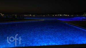 Image 9 - 755433