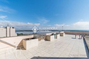 Image 14 - 755479
