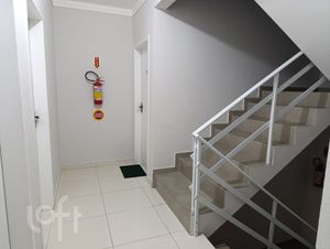 Image 6 - 755496