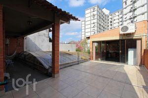 Image 45 - 755547