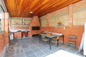 Image 46 - 755547