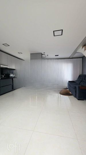 Image 22 - 755841