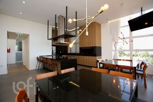 Image 24 - 755855