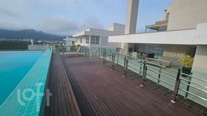 Image 8 - 755873
