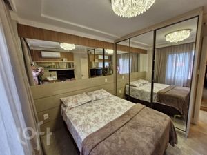 Image 8 - 755899