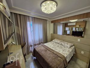Image 9 - 755899