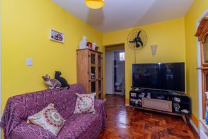 Image 1 - 755946