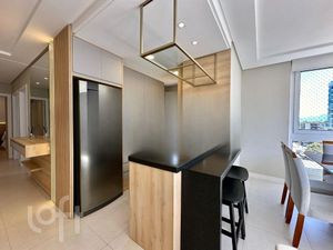 Image 4 - 755982