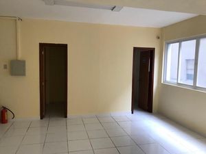 Image 4 - 755992