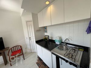 Image 12 - 756125