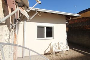 Image 9 - 756196