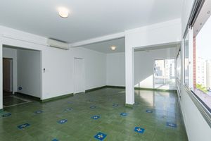 Image 4 - 756269