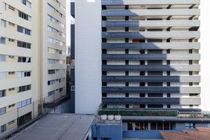 Image 19 - 756269