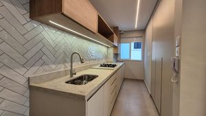 Image 8 - 756483