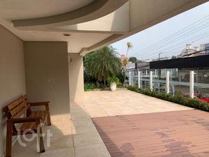 Image 24 - 756529