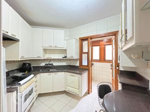 Image 12 - 756616