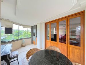Image 35 - 756616