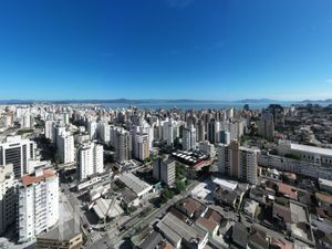 Image 10 - 756666