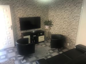 Image 3 - 756844