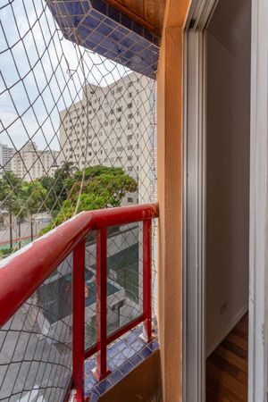 Image 33 - 756869